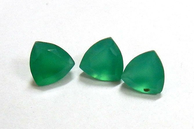 Certified Green onyx AAA Quality 12 mm Faceted Trillion 5 pcs lot loose gemstone