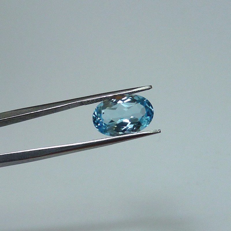 Certified Natural Sky Blue Topaz AAA Quality 10x8 mm Faceted Oval 1 pc loose gemstone