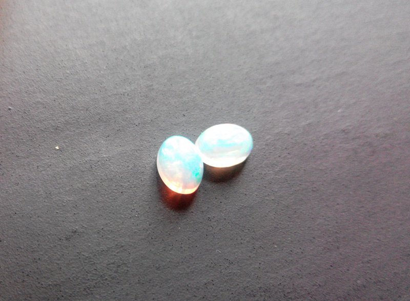 Certified Natural Ethiopian Opal AAA Quality loose Gemstone 3x5 mm Cabochon Oval 10 pieces lot