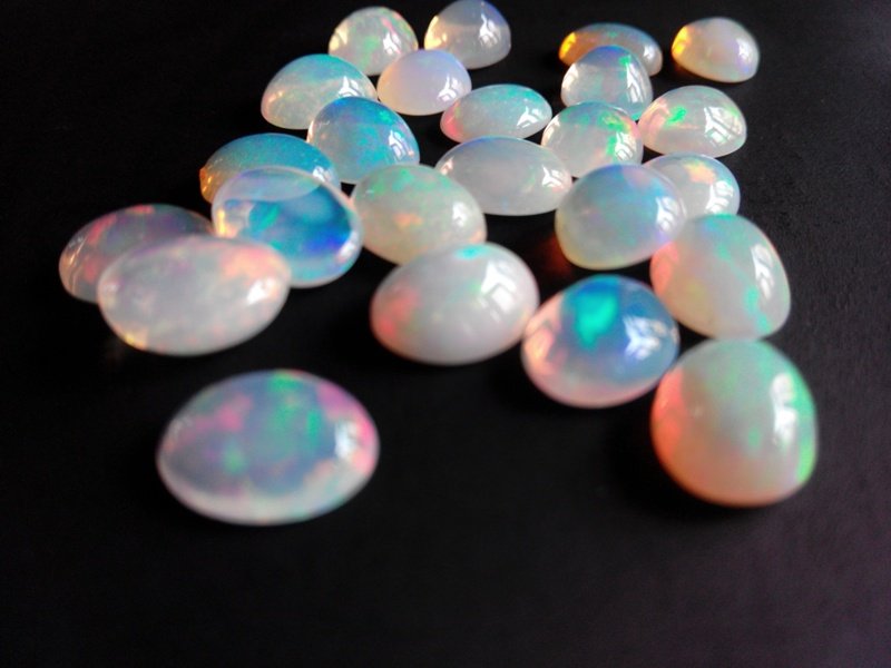 Certified Natural Ethiopian Opal AAA Quality loose Gemstone 4x5 mm Cabochon Oval 25 pieces lot