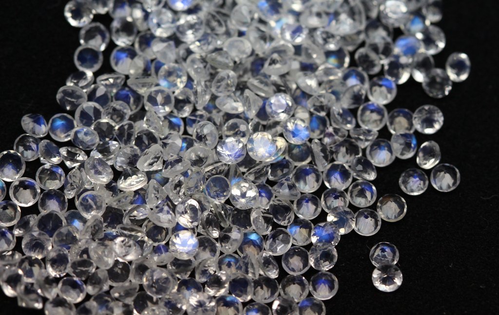 Natural Rainbow Moonstone 4 mm Faceted Round 100 pcs Lot Loose Gemstone