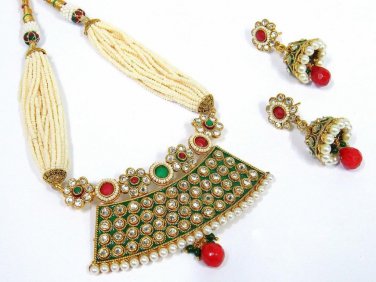 Lovely Bandhani Necklace Design