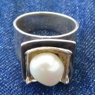 Retired Silpada Hammered Sterling Silver Freshwater Pearl Ring Size 7 R0898