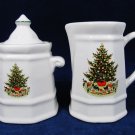 PFALTZGRAFF Sugar Bowl & Creamer Set Christmas Heritage Collection USA EUC Fast Free Ship PFALTZGRAFF Sugar Bowl & Creamer Set Christmas Heritage Collection USA EUC Fast Free Ship