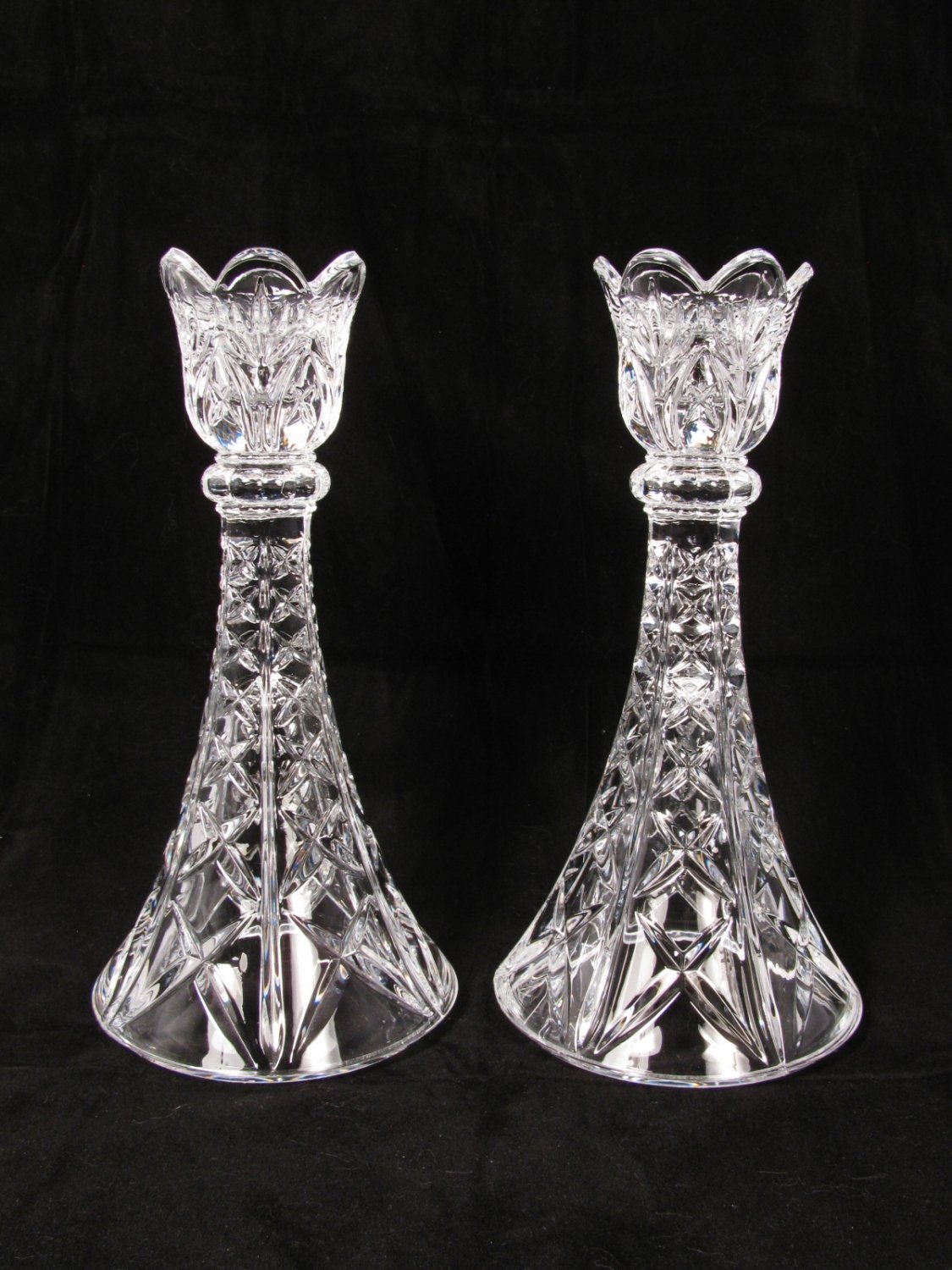 Set of 2 Crystal Glass Candle Holder Candlesticks Floral Petal Diamond ...