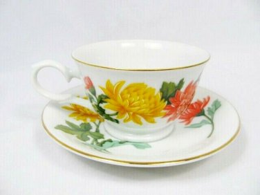 Avon Cup Saucer Set November Chrysanthemum Blossoms of the Month Series 6 Oz