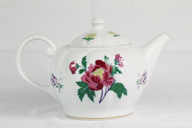 Laura Ashley Parfums Porcelain Lidded Teapot Floral Pattern 32 Oz