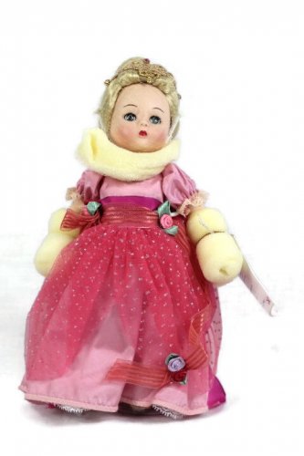 The Danbury Mint Madame Alexander Cinderella Porcelain Doll 9 "