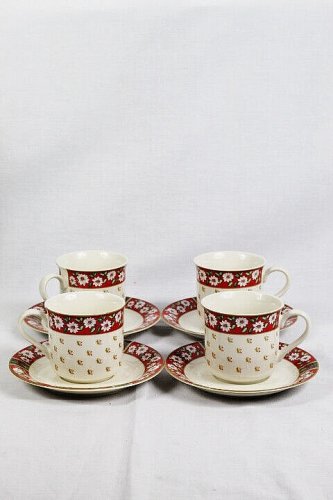 Charlton Hall by Kobe Poinsettia 8 Piece Porcelain Cup & Saucer Set