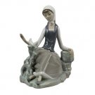 Lladro Shepherdess Young Girl with Dove Porcelain Figurine Model #4660