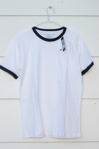 Tommy Hilfiger White Boys Tee Shirt Short Sleeve Pullover Crewneck Size XL  008