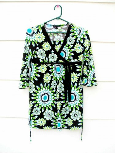 My Michelle Green Women's Blouse Floral Bowtie Criss Cross Tie Back Sz 16   004