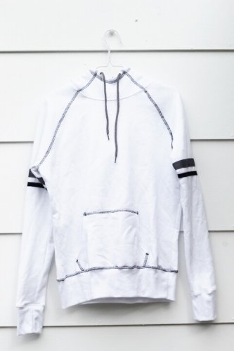 Augusta Sportswear White Women's Sweatshirt Hoodie Size Medium 010