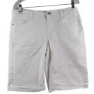 Simply Vera Wang White Denim Women's Boyfriend Short 10 Zip Button Closure 024