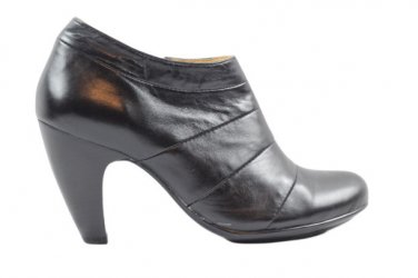 Sofft Frederica Black Women's Ankle Boots Heels Side Zip 7.5 M