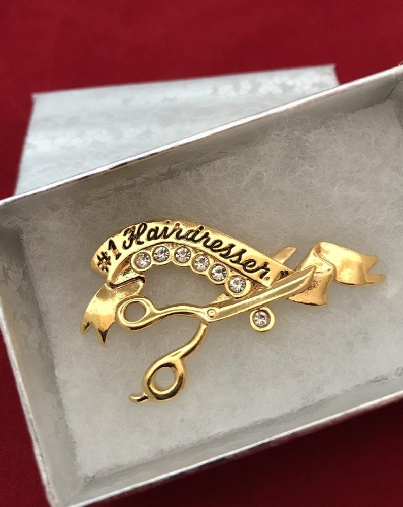 Giftsblingnthings  ( pin/tac)