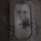 Giftsblingnthings (necklace and earring set)