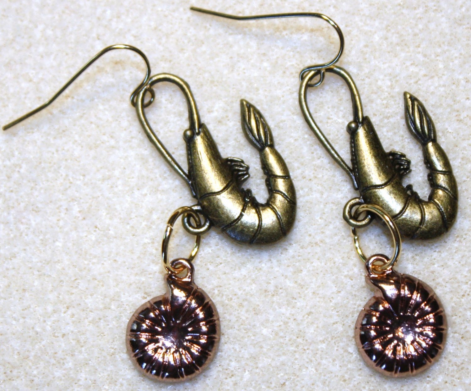 Accented Shrimp Earrings, Design 10 Item E442