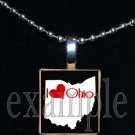 ANY USA STATE Black & White c/ Red Heart Scrabble Necklace Charm Key-chain Gift