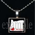 ANY USA STATE Black & White c/ Red Heart Scrabble Necklace Charm Key-chain Gift