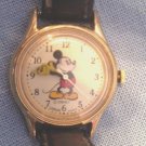 "MAMA SUES " MICKEY LOVES MINNEY WATCH-WORKING- NEW BATTERY