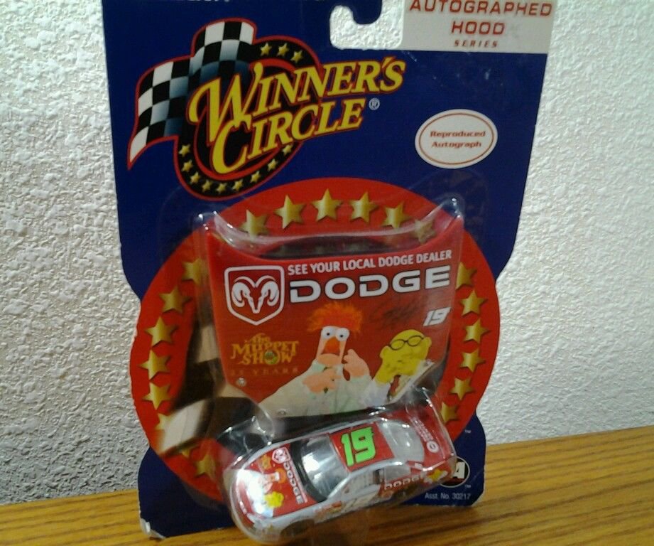 Jeremy Mayfield#19 with Hood