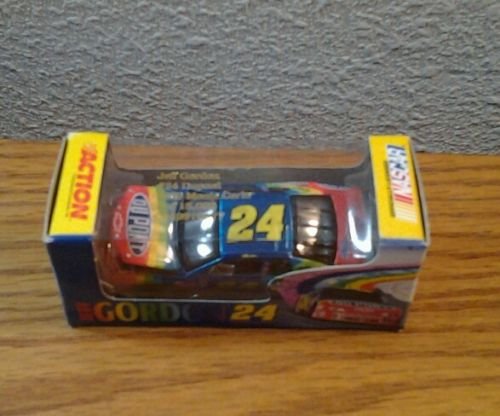 #24 JEFF GORDON DUPONT  LIMITED EDITION