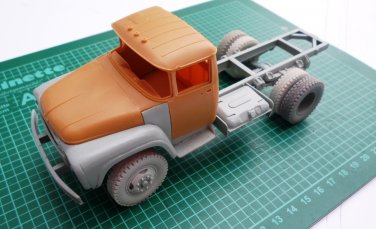 1/35 Customfactory ZIL-130: Correction set to model ZIL-131 by ICM (chassis)