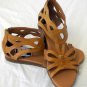 NEW Bare Traps 10Medium B Camel Tan Ankle Closed Heel Cut Out Sandals Flats Shoe
