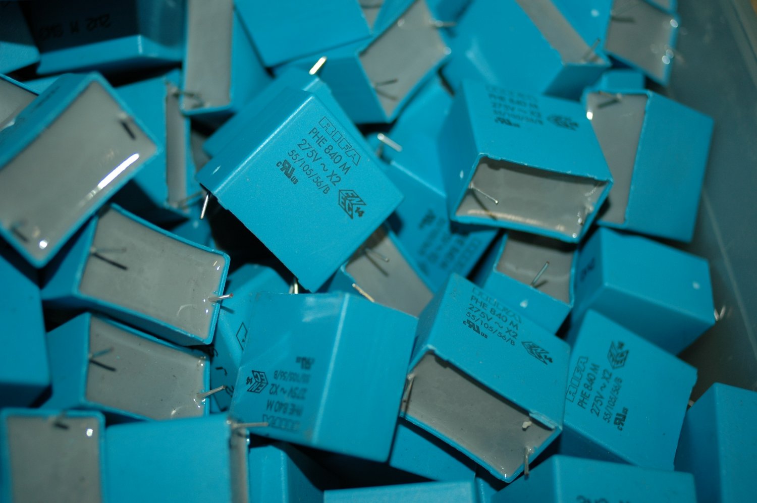 2,2uF MKP RIFA PHE 840M 275VAC X2  4pcs capacitors