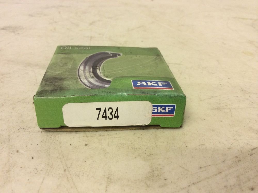 SKF CR Chicago Rawhide 7434 Oil Seal