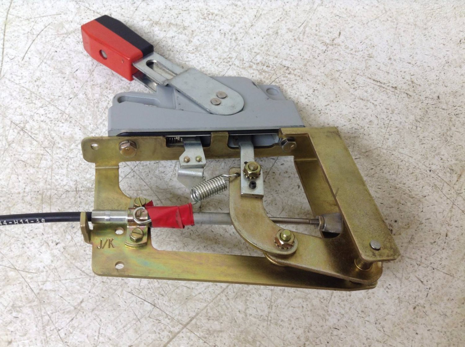 Eaton Cutler Hammer 6608C44H1136 Disconnect Operator Handle 6608C44H1136