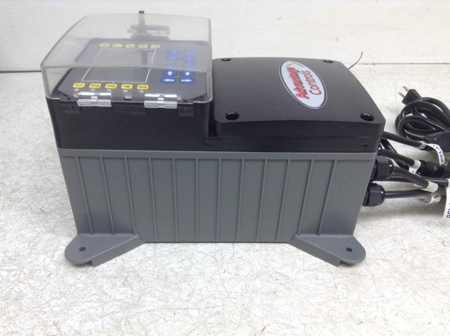 Advantage Controls SSB2 Water Treatment Controller 100240 VAC Input