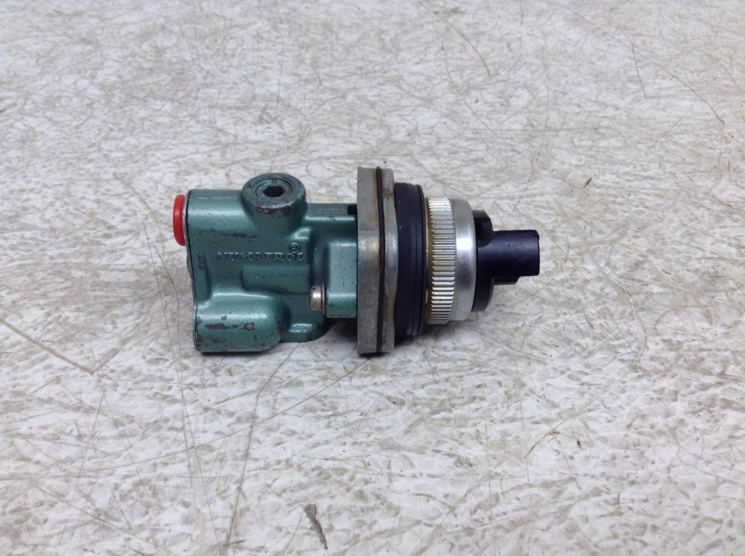 Numatrol 201102B 2 Position Maintained Pneumatic Selector Switch