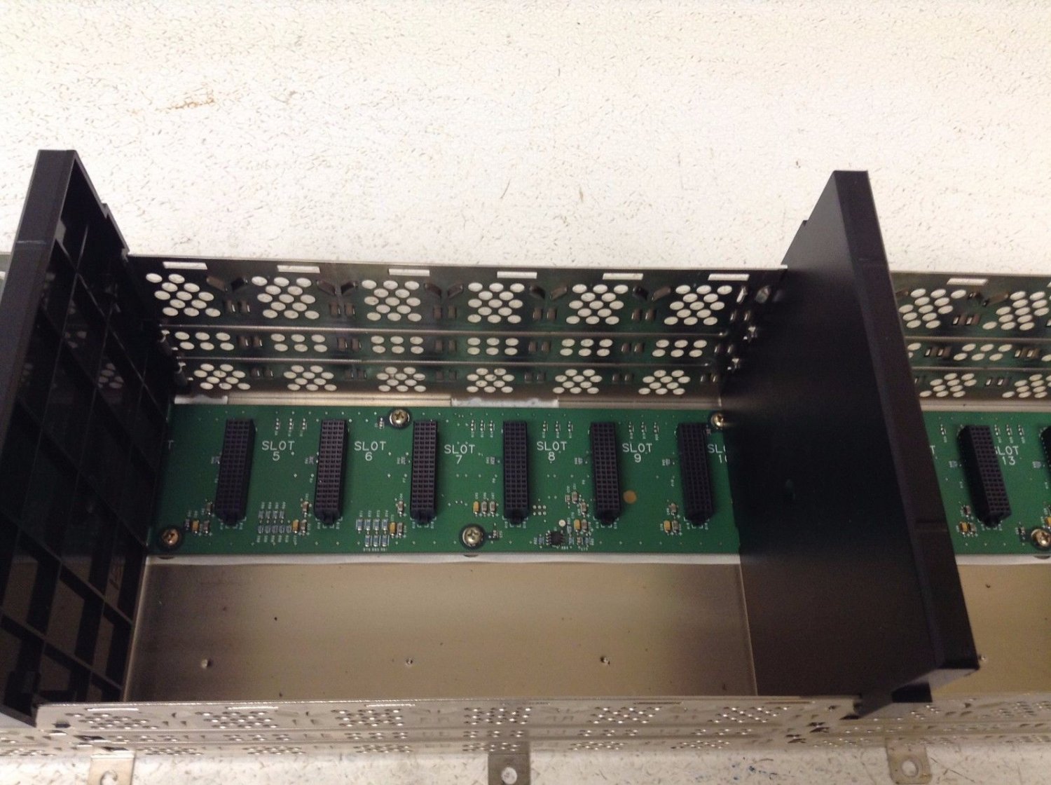 Allen Bradley 1756-A17/B B ControlLogix 17 Slot Chassis Rack 1756-A17 ...