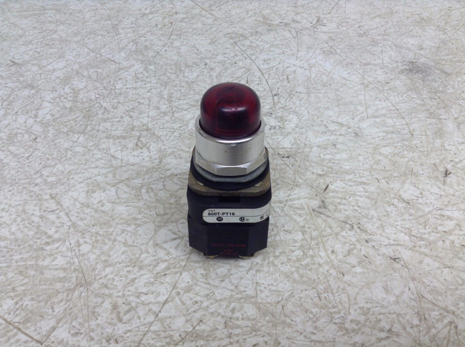 Allen Bradley 800T-PT16 Red Illuminated Push Button 800TPT16 800T Complete Ser T