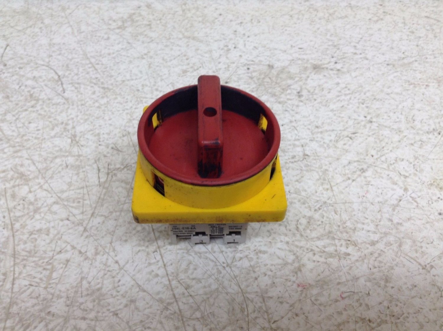 Allen Bradley 194L-E16-1752 Load Switch 16 Amp 194LE161752 (TSC)