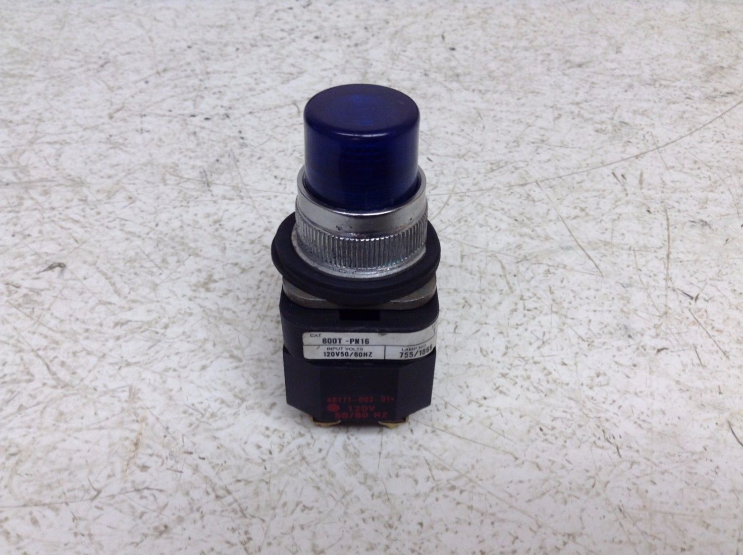 Allen Bradley 800T-PM16 Blue Illuminated Push Button 800TPM16