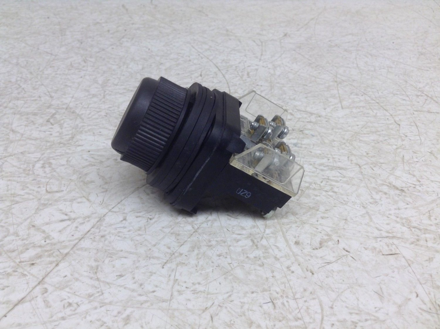 Allen Bradley 800HR Black Momentary Push Button w/ Rubber Boot Cover 800HR