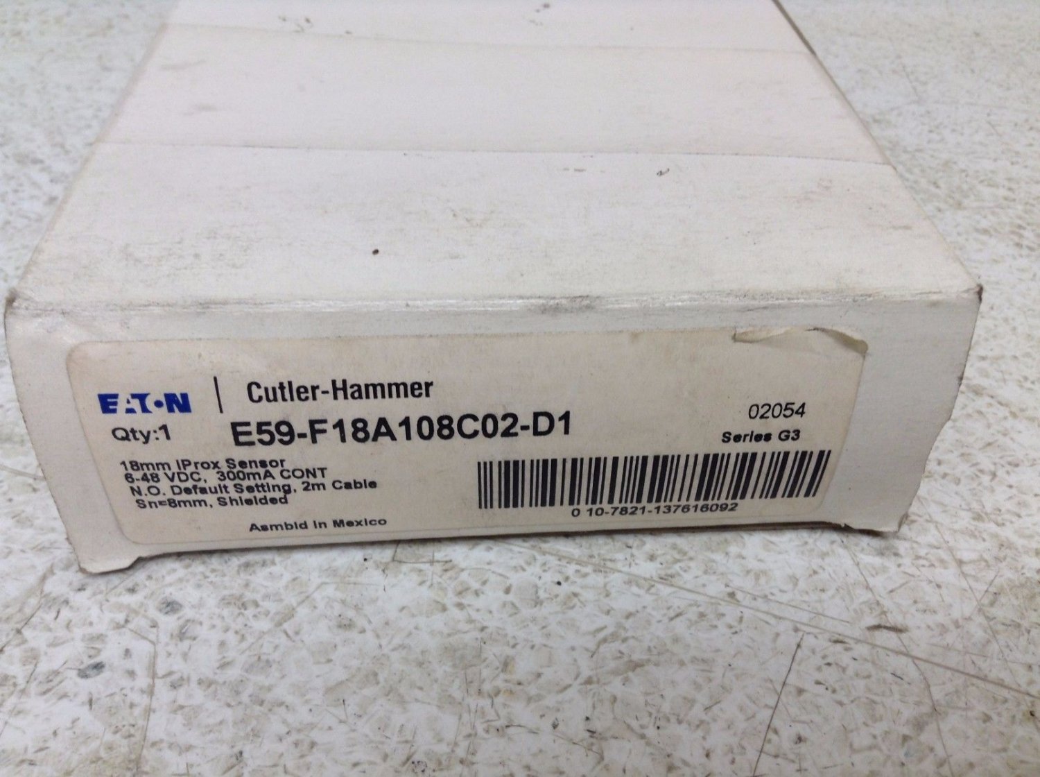 Cutler Hammer Eaton E59-F18A108C02-D1 Proximity Sensor E59F18A108C02D1 New