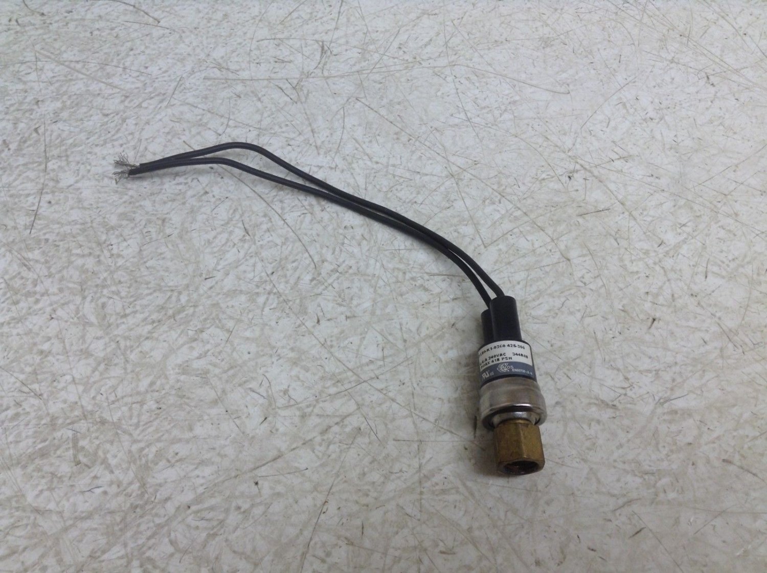 Mars PS80K10360 425300 Pressure Switch 240 VAC Texas Instruments Sensata