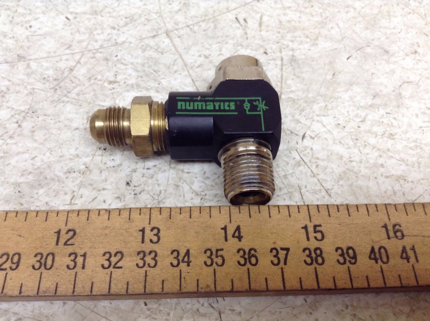 Numatics Cylinder Flow Control Valve 3/8" (TSC)