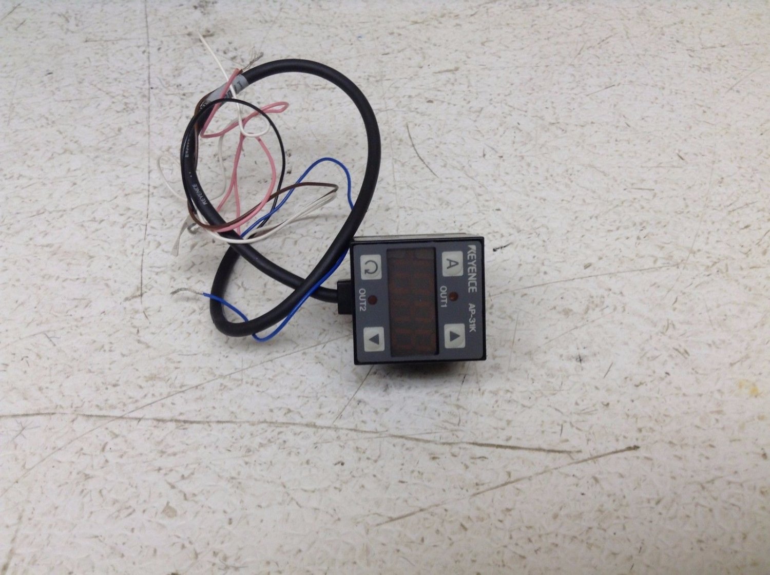 Keyence AP-31K Digital Pressure Sensor 12-24 VDC AP31K