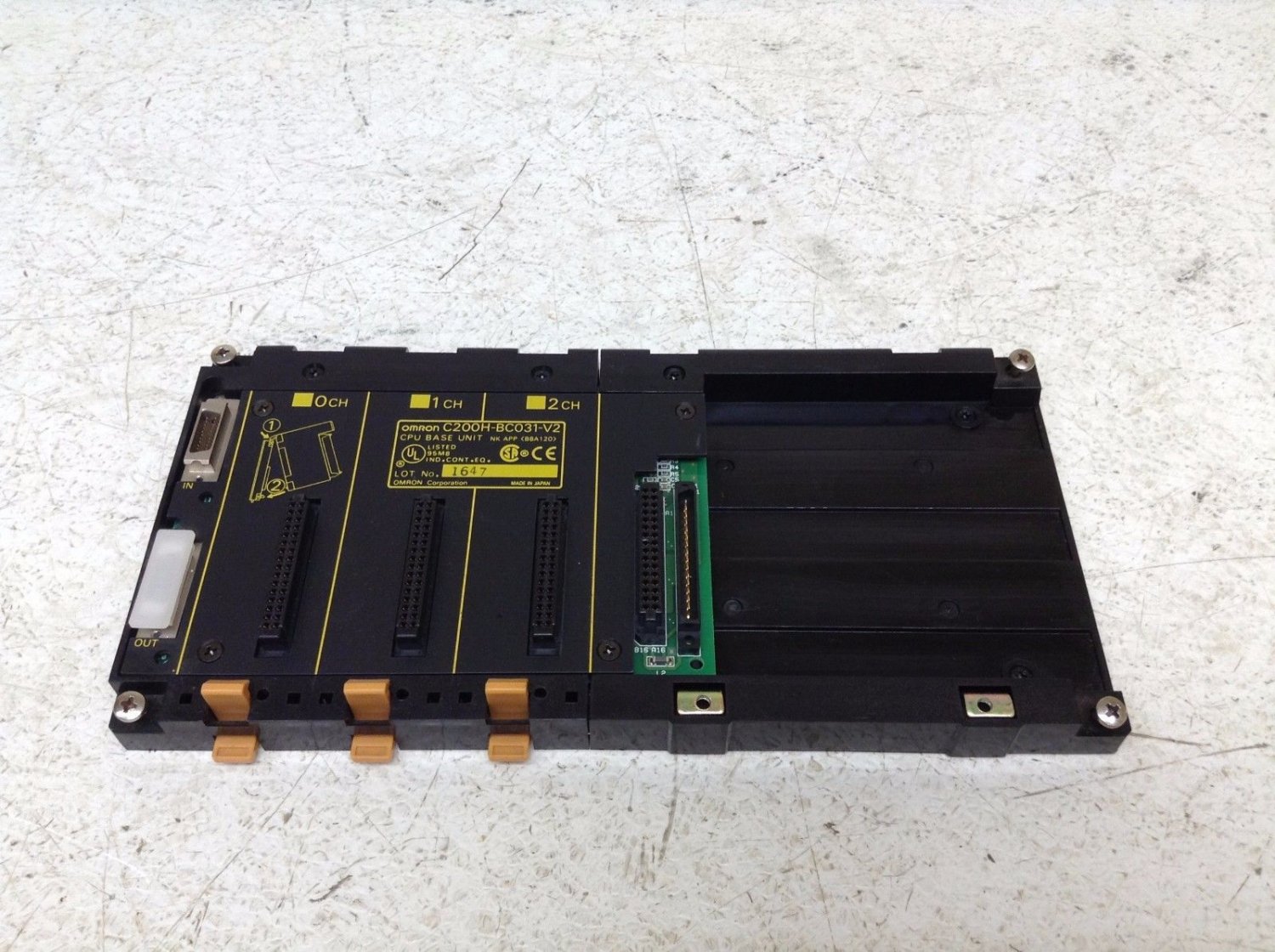 Omron C200H-BC031-V2 CPU Base Unit Rack / Chassis C200HBC031V2