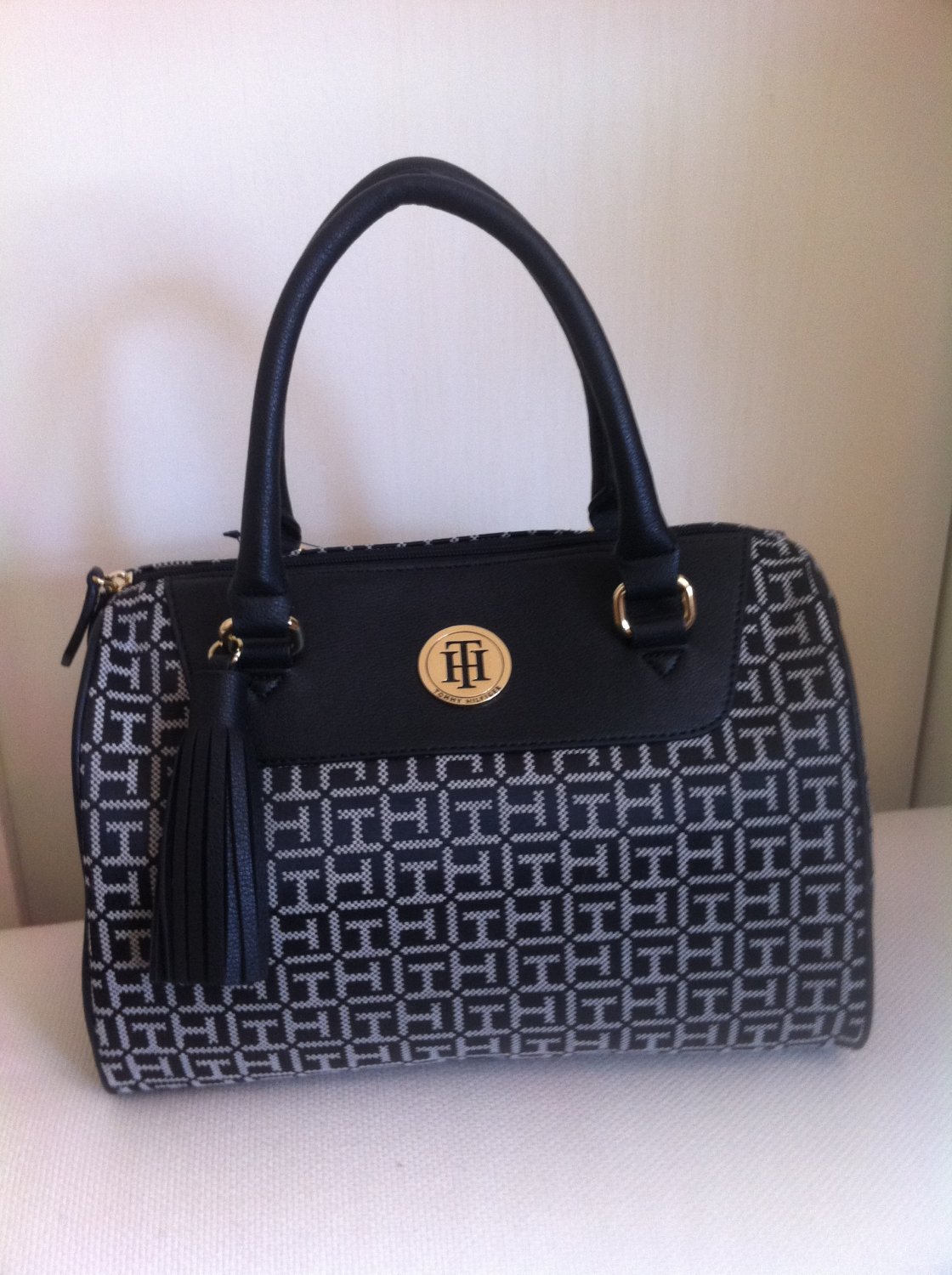 Kenneth Cole Handbag