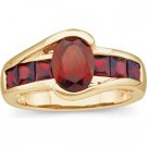 14kt Yellow Gold Garnet Ring