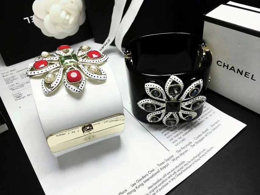 Cuff 004