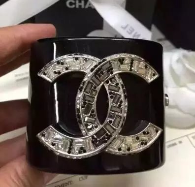 Cuff 010