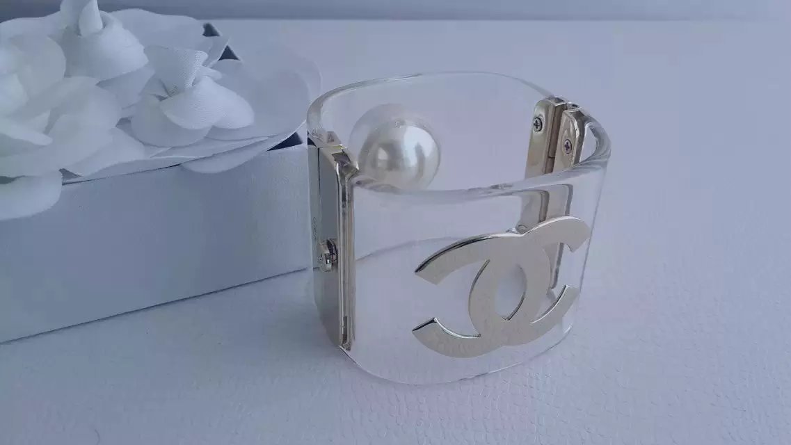 Cuff 035