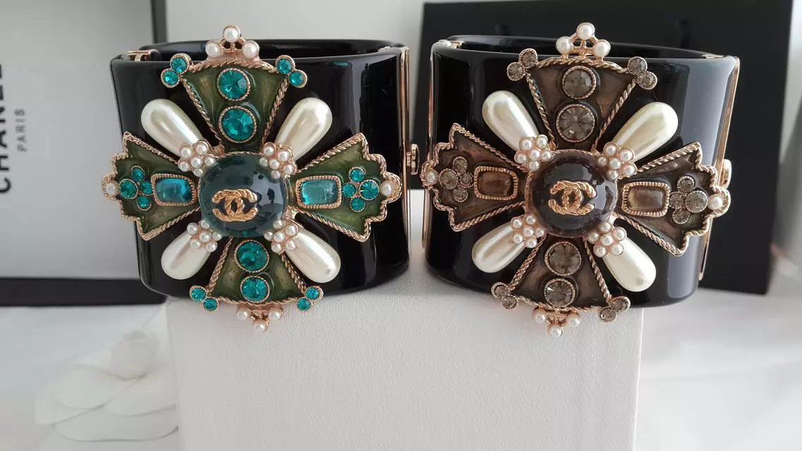 Cuff 036